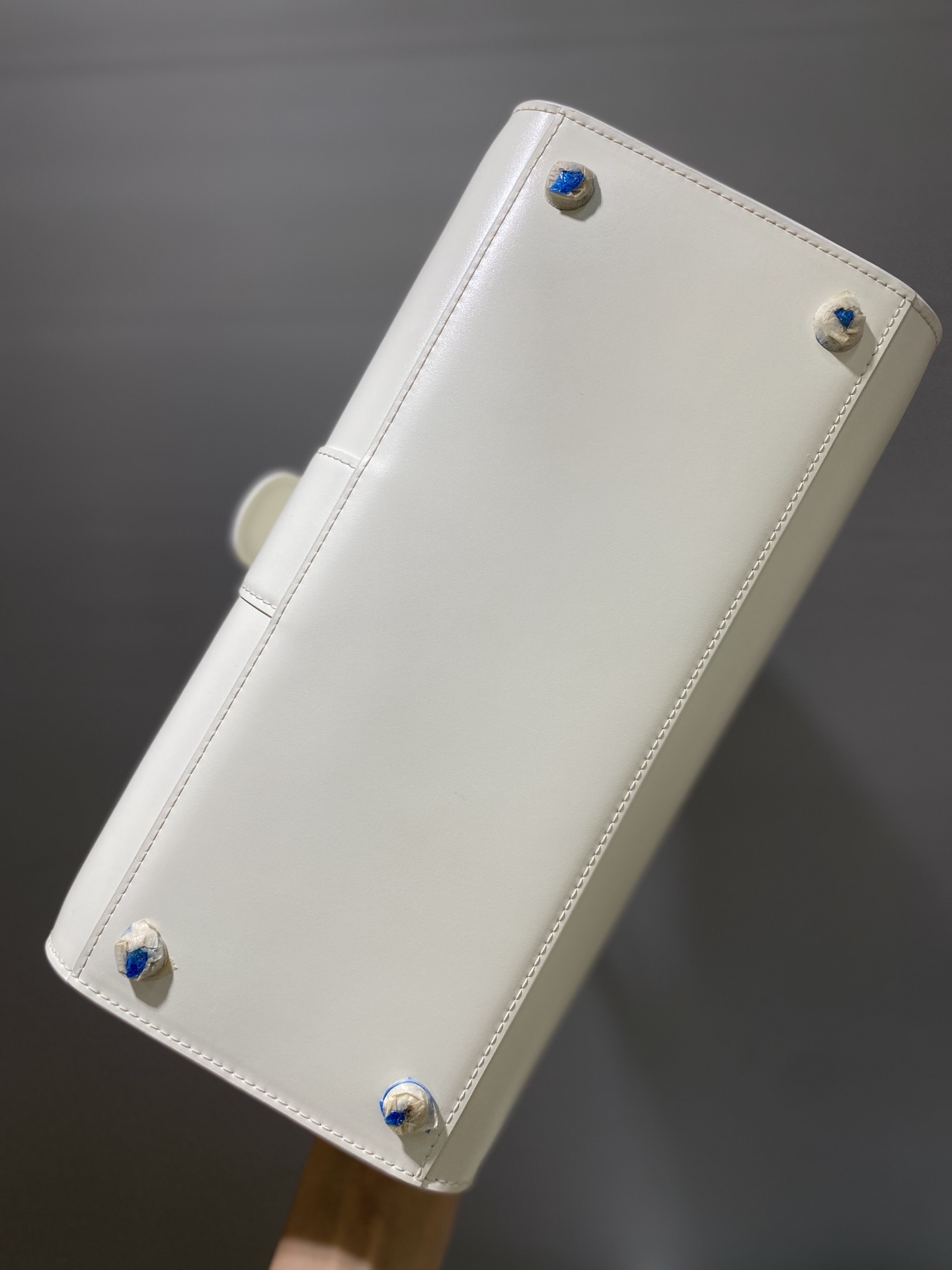 델보 브리앙 박스백 미듐